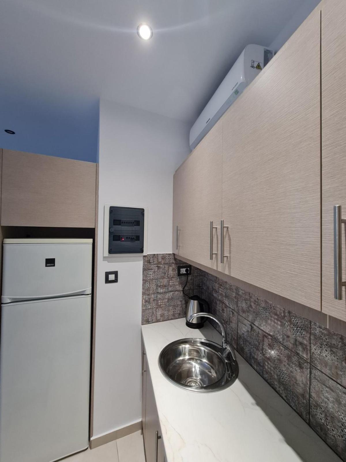 Appartement Ειδικη Προσφορα à Patras Extérieur photo